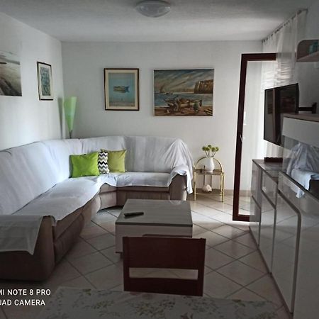Apartman Robertino 1966 Makarska Kültér fotó