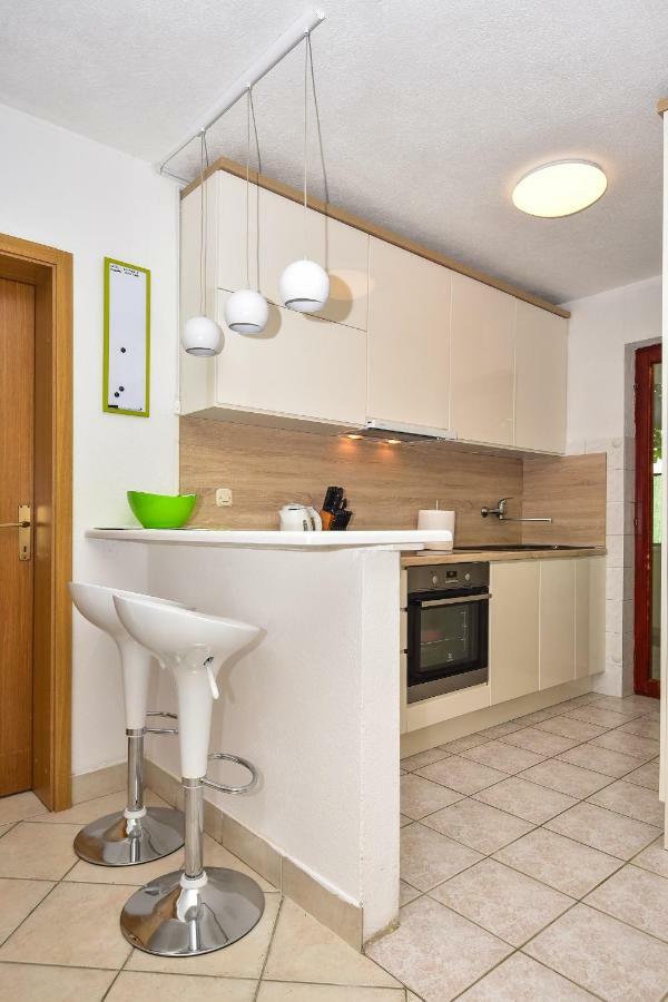 Apartman Robertino 1966 Makarska Kültér fotó